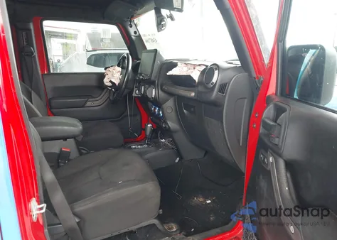 2016 Jeep Wrangler Unlimited Sport z USA, uszkodzony, nr VIN 1C4HJWDG0GL116074